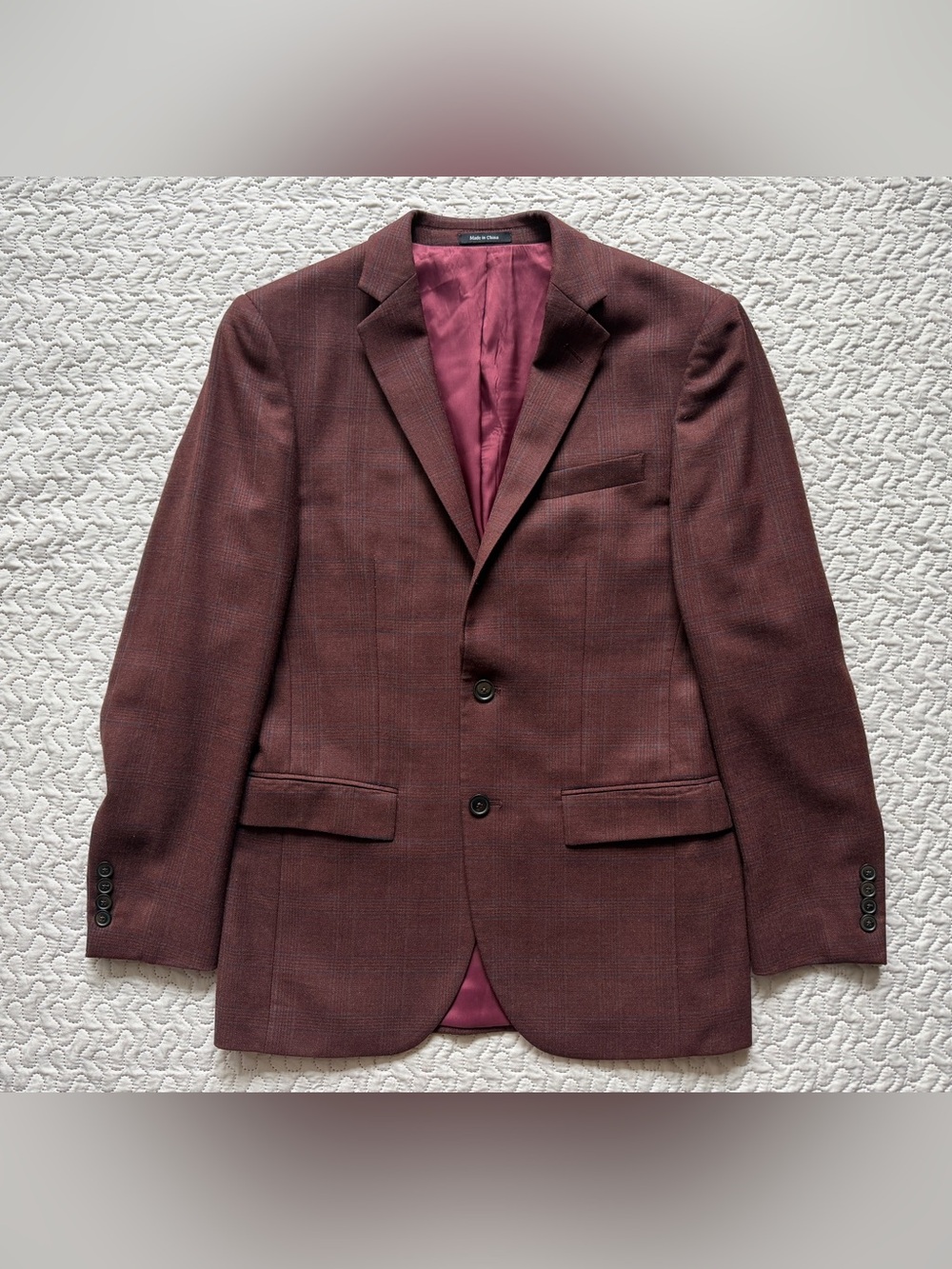 Egara Men’s 37R Burgundy Plaid 100% Wool Two Button Sport Coat Blazer